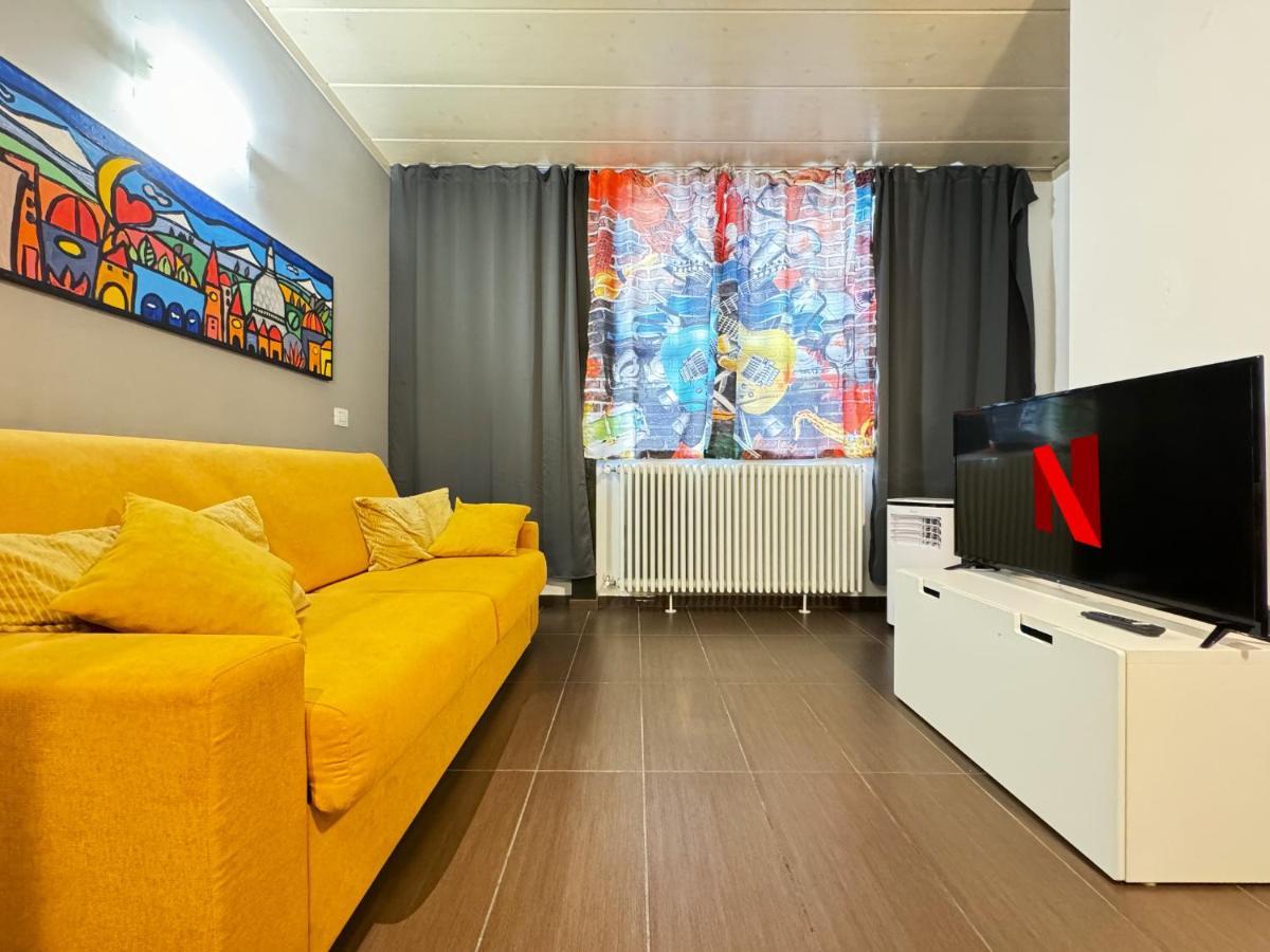 Dora Park-Porta Susa Private Parking&Netflix Apartment Торино Екстериор снимка