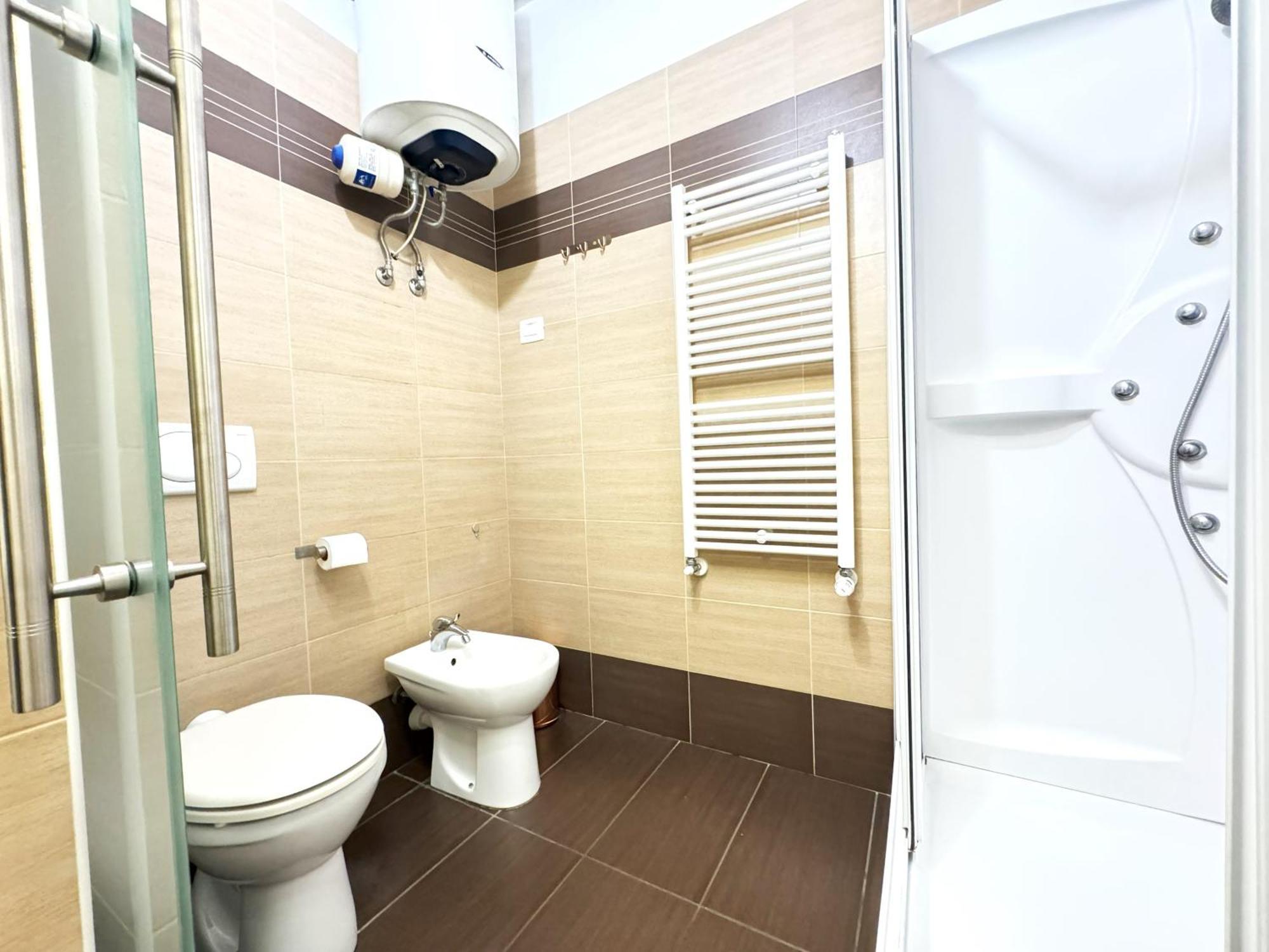 Dora Park-Porta Susa Private Parking&Netflix Apartment Торино Екстериор снимка